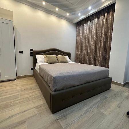 Le Chic Rooms Neapol Zewnętrze zdjęcie