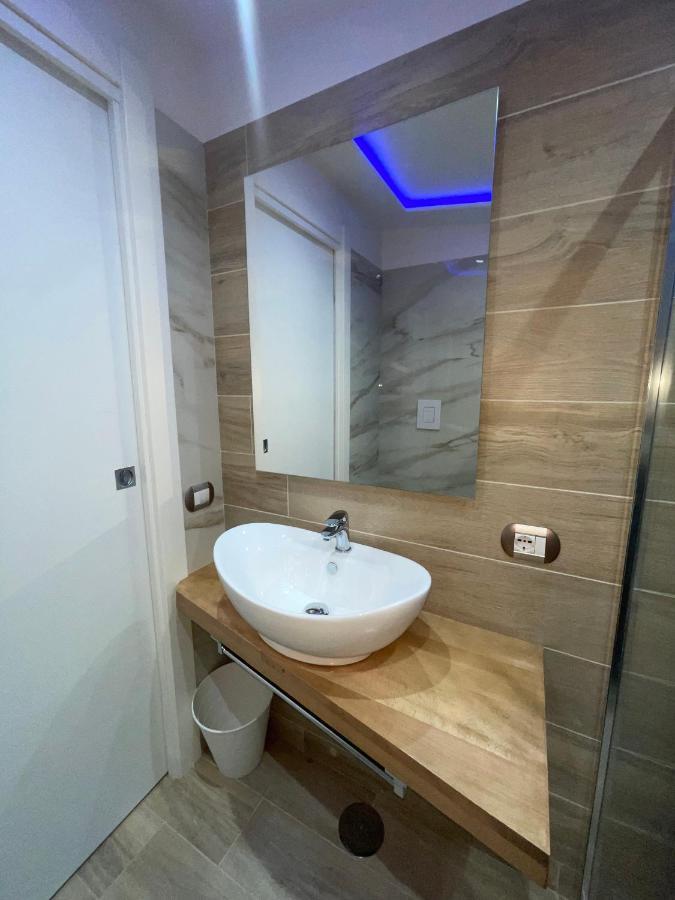 Le Chic Rooms Neapol Zewnętrze zdjęcie