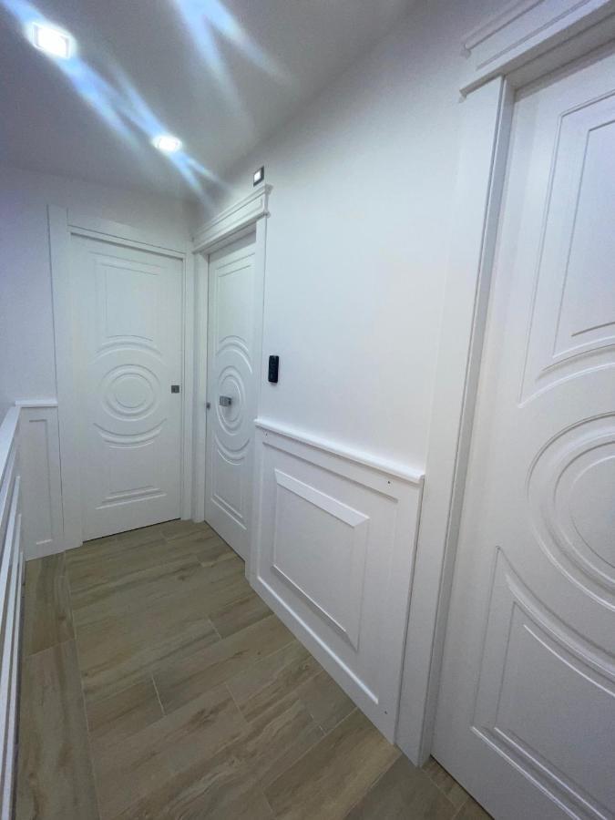 Le Chic Rooms Neapol Zewnętrze zdjęcie